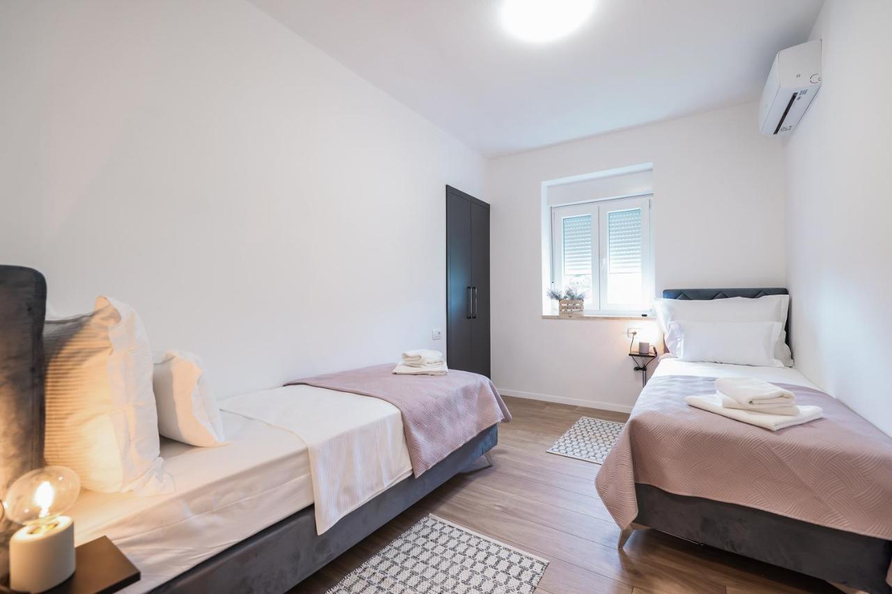 Apartment Elly Zadar Bagian luar foto
